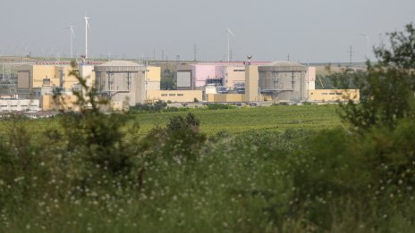 Заради критичното ниво на Дунав: Румъния спира Реактор 2 на АЕЦ "Чернавода"