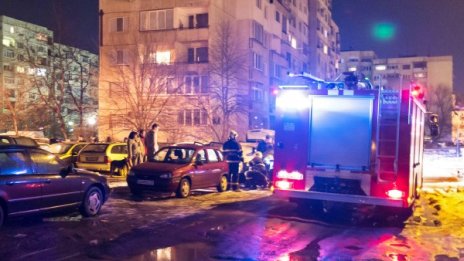 Кола горя в столичния кв. "Надежда"