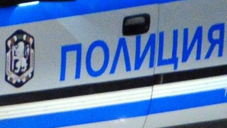 73-годишен падна с канавка с кола, намериха го мъртъв