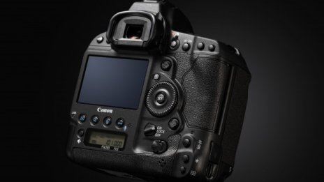 Canon пуска нов фотоапарат като флагман