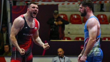 Кирил Милов е на полуфинал на световното след 3 победи