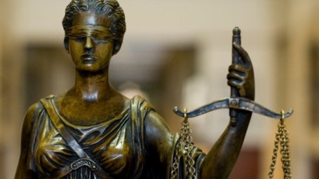 Задържаха трима за жестоко убийство в Пазарджишко