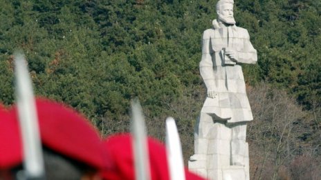 Ремонтират мемориала на Ботев в Калофер с 300 хил. лв. 