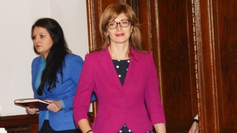 Захариева уверява: Съдебната реформа ще работи за бизнесa