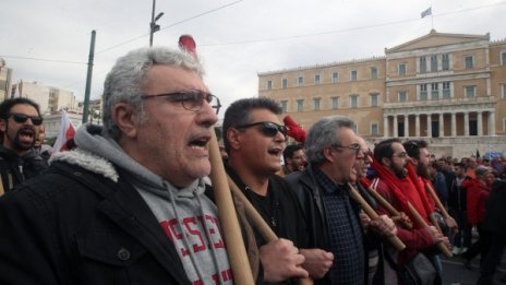 Гърция още не се е споразумяла с фермерите си