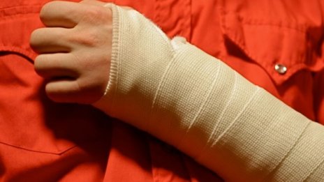 Буен зет потроши китките на тъща си