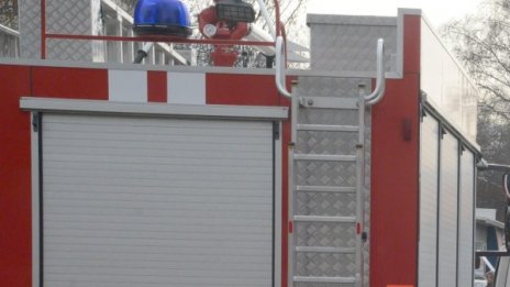 Мъж загина при пожар, друг е с опасност за живота