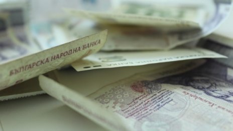 Шуменка хвърли плик с пари на ало апаш