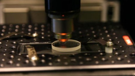 Как се съхраняват 360TB данни на парче стъкло?