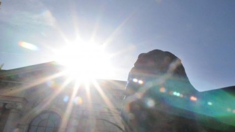 Слънчево и топло – градусите скачат до 21°