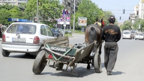София напът да се отърве от каруците