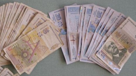 Кътаме нови 220 млн. в банки с идването на 2016-а