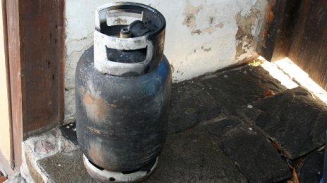 Газова бутилка гръмна на тераса в Пловдив