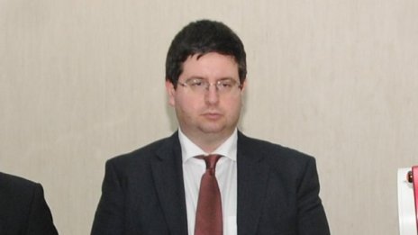 Използването на майчин език от ДПС – свещено право