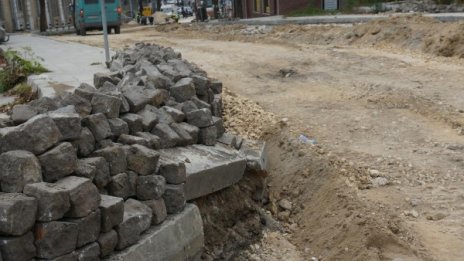 Окръжни прокуратури погват разкопаните улици и тротоари