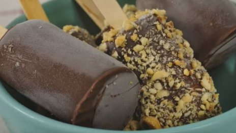 Рецептата Dnes: Банани с шоколад и ядки