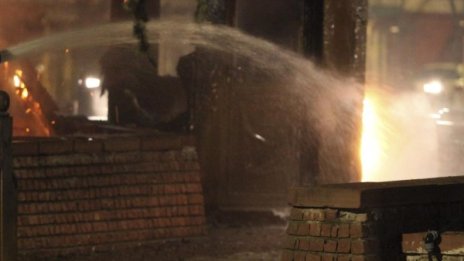 Подпалиха къща в Добрич