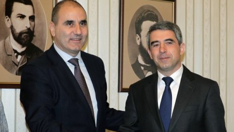 Дебне ни здравна заплаха от бежанците, видя ГЕРБ