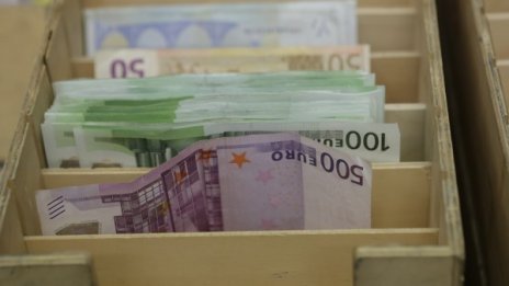 Имигрантите осигуряват пенсиите на 600 000 италианци