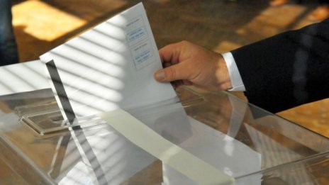 Гласуването – вече задължително. И машинно, и електронно...  