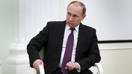 Путин информира Обама за изтеглянето на руските войски от Сирия
