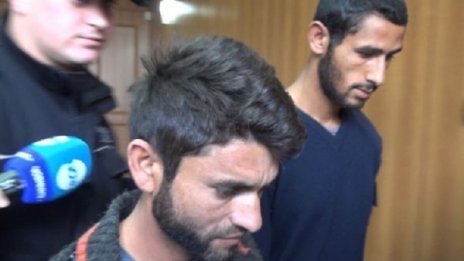 Един от биячите на баба Дона "на мухата път правел"