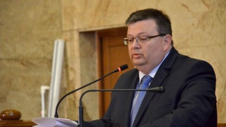 Причината за смъртта на Зайед – падане от третия етаж