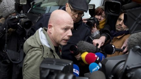Нападения и заплахи за адвокатa на Абдеслам