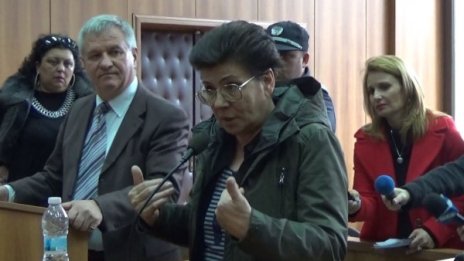 Оставиха в ареста Иванка, готвила убийството на роднини