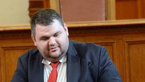 Пеевски вече не ще и "Канал 3"