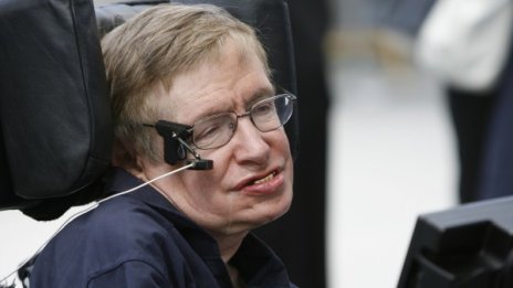 Хокинг предрече: След 100 г. хората ще живеят на Марс