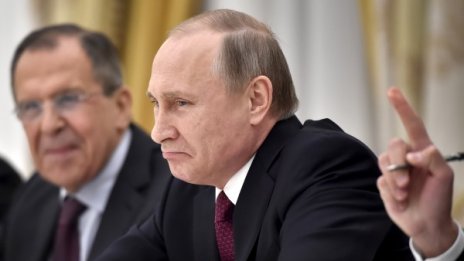 Кремъл чака информационна атака срещу Путин