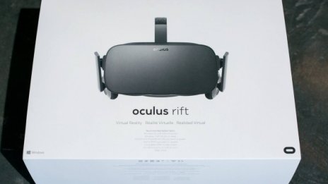 Oculus Rift вече са при първите си собственици