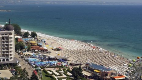 И германски полицаи в Златни пясъци през сезона