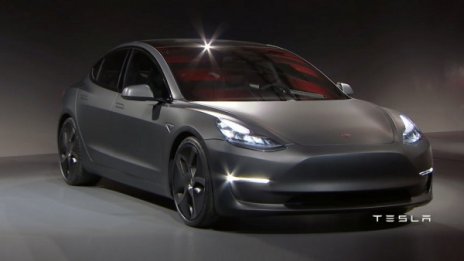 Tesla представи най-евтиния си автомобил 