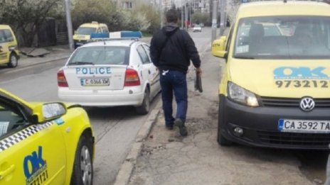 Биячът на таксиджията с бухалката – невменяем