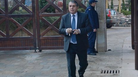 Бат Сали зове да загърбим ксенофобията 