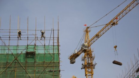 Китайската икономика с най-бавен ръст от финансовата криза