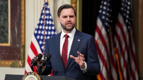 Вицепрезидентът на САЩ ще посети Унгария дни преди ключови избори