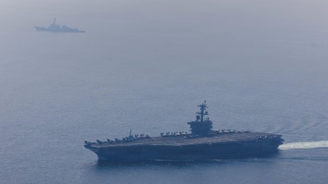 Атакувал ли е Иран USS Abraham Lincoln с балистични ракети?