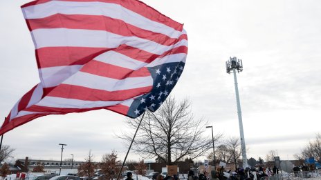 Знаме на стойност $525 хил., покривало ковчега на Линкълн, е открито в стекхаус в Ню Йорк