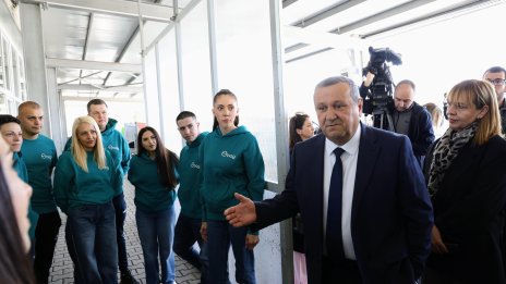 Недопустимо е да се избира между бюлетината и хляба