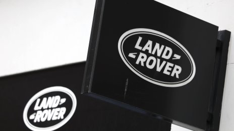 След 80 години служба британската армия пенсионира Land Rover