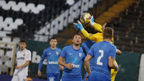 Спартак Варна прекъсна серията от четири загуби в Първа лига