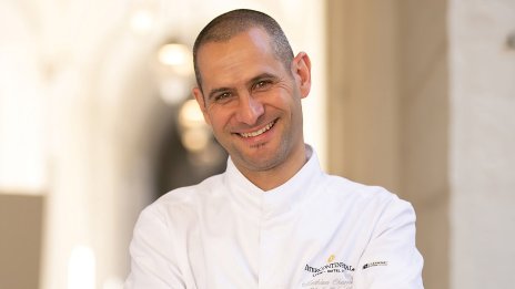 Матьо Шаруа – френският визионер на висшата кухня превръща ADOR в сцена на изтънченост и стил