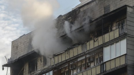 Осем ранени в Киев при руска атака с дронове и ракети