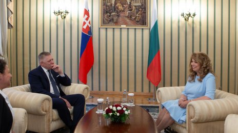 Йотова: Войната в Украйна няма военно решение, трябва да приключи час по-скоро