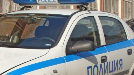 Двама перничани обвиняеми за каналджийство
