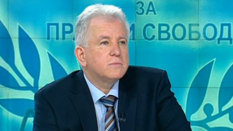 ДПС има много врагове, но е стабилна