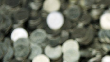 Брутният външен дълг продължава да спада 